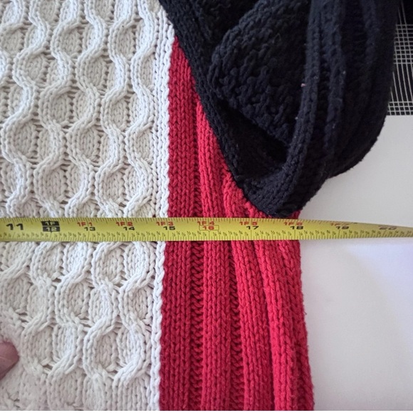 Talbots Colorblock Turtleneck Sweater red black and white Sz Medium - Picture 6 of 7